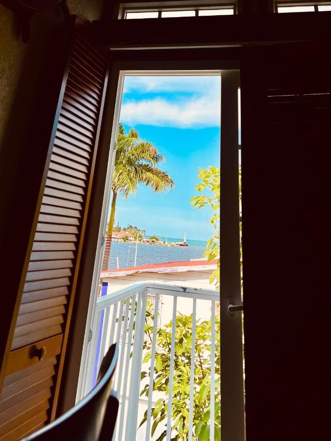 One South Place Hotel Belize City Exterior photo