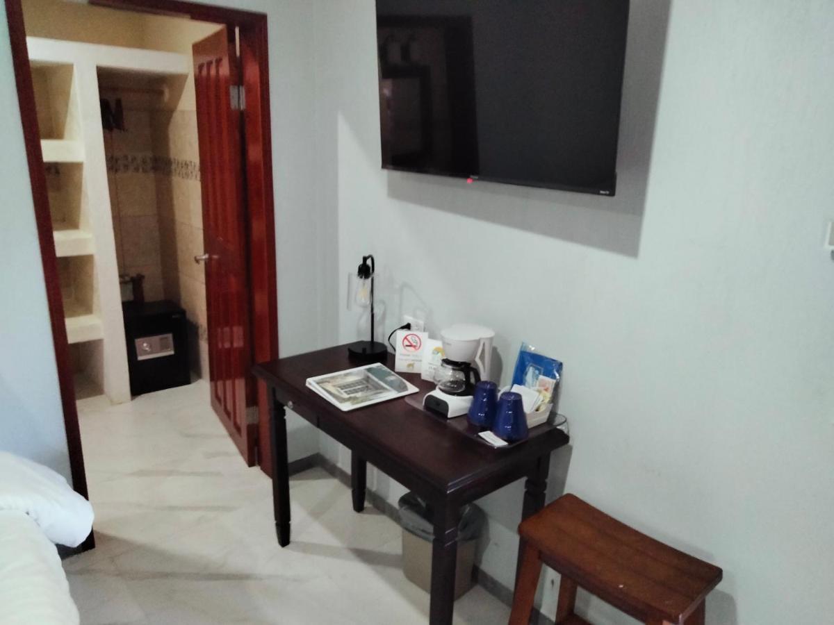 One South Place Hotel Belize City Exterior photo